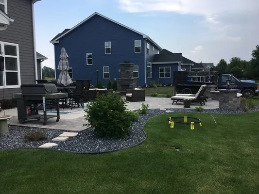 Creative Landscapes Group Logo