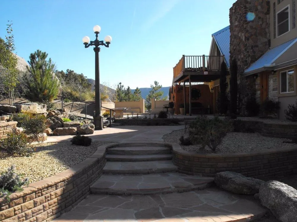 Top-rated lawn care service experts serving Albuquerque, NM - Creative Landscaping