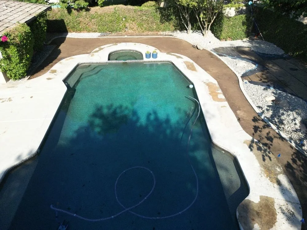 Trusted lawn mowing service experts serving Buttonwillow, CA - Creative Landscaping