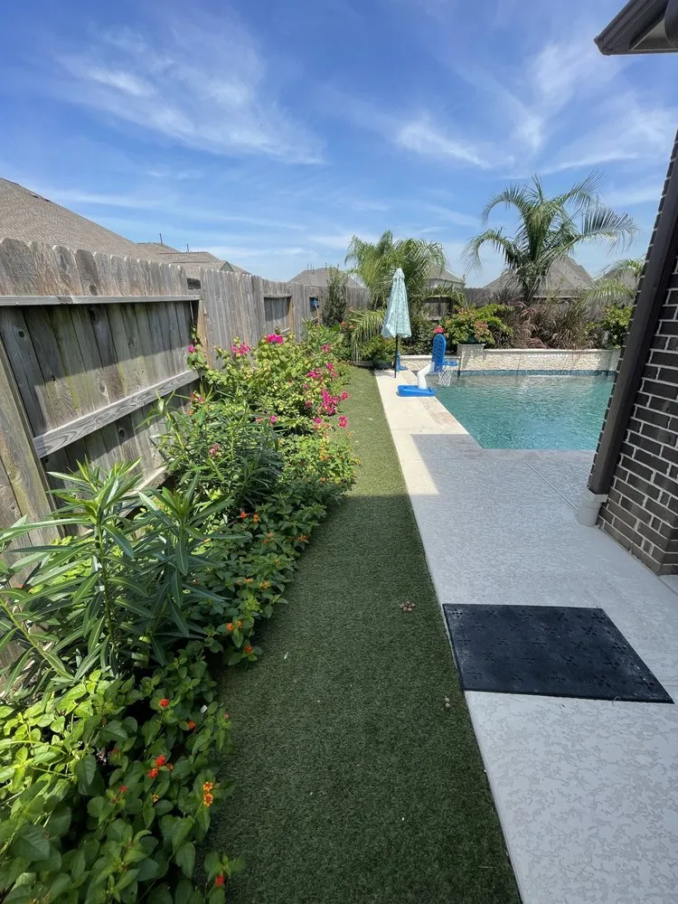 Reliable landscape installation experts serving Sugar Land, TX - Creative Landscaping N Irrigation