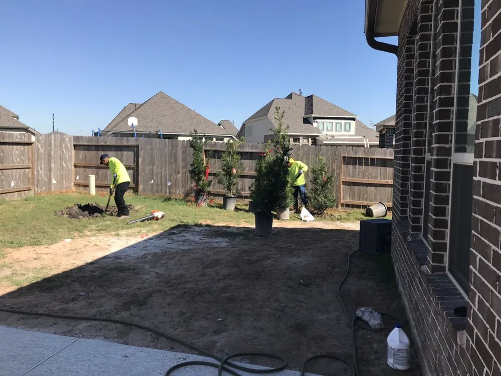 Affordable lawn mowing service in Sugar Land, TX - Creative Landscaping N Irrigation