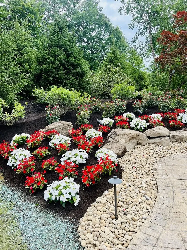 Expert landscaping services in Streetsboro, OH by Creative Landscaping Specialists