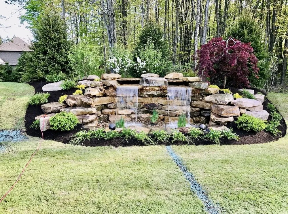 Custom residential landscaping for beautiful yards in Streetsboro, OH by Creative Landscaping Specialists