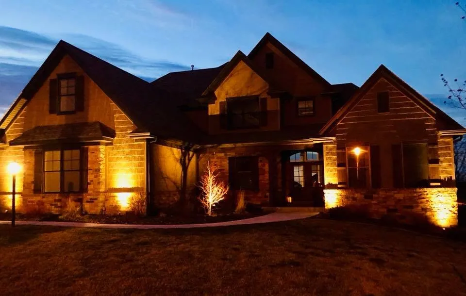 Top-rated lawn mowing service experts serving Bettendorf, IA - Creative Outdoors