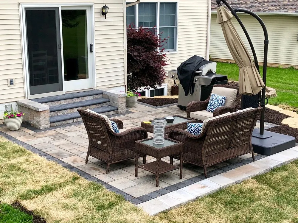 Trusted yard cleanup service in Bettendorf, IA - Creative Outdoors