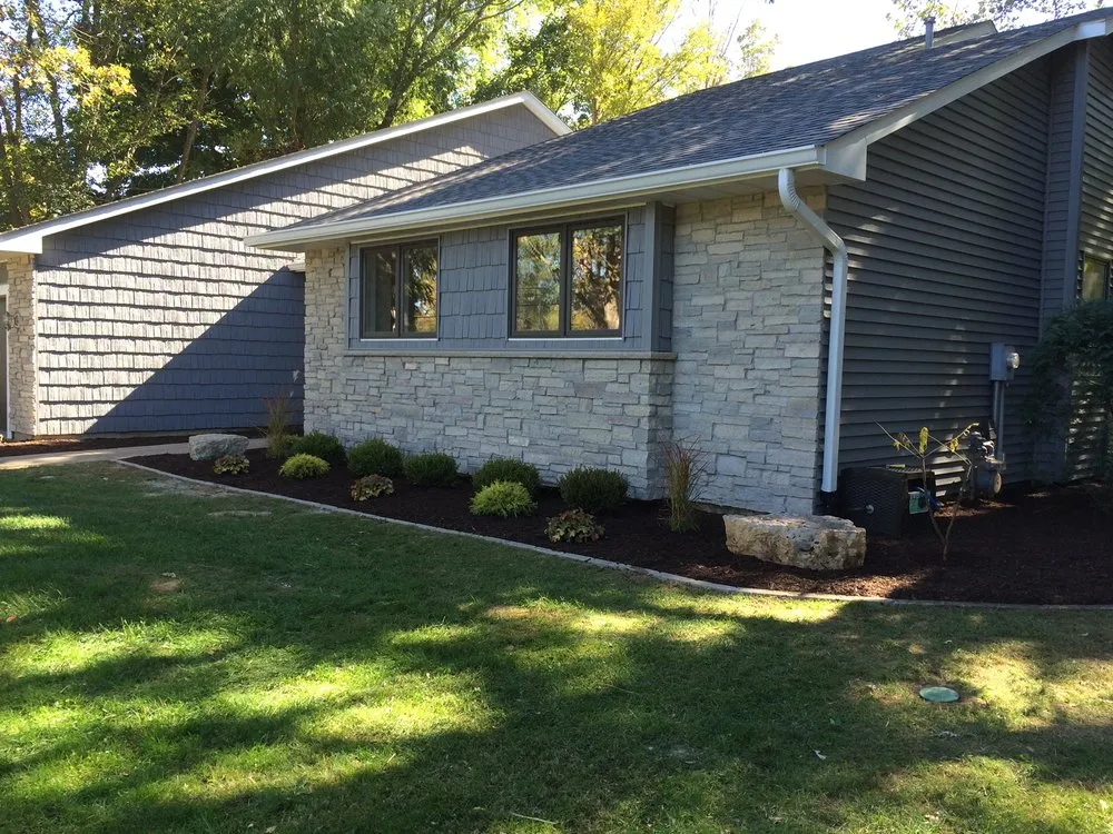 Custom lawn care service in Bettendorf, IA - Creative Outdoors