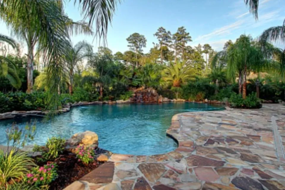 Affordable outdoor landscaping in Slidell, LA - Creative Outdoors