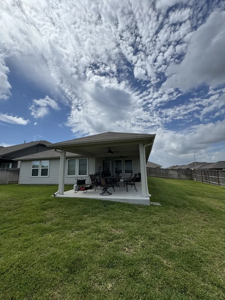 Affordable lawn care service experts serving Magnolia, TX - Creative Reflections Landscape & Maintenance