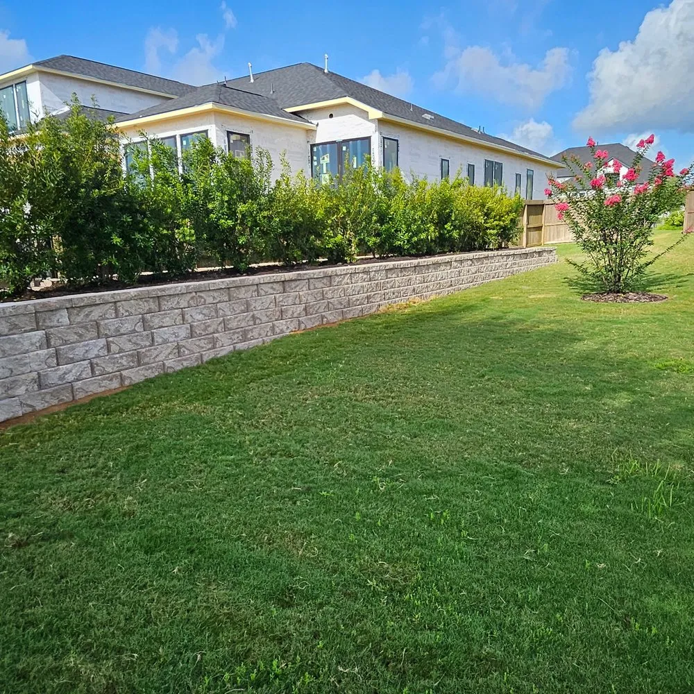 Custom lawn care service in Magnolia, TX by Creative Reflections Landscape & Maintenance