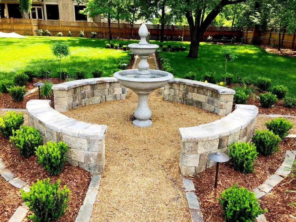 Local yard maintenance experts serving Franklin, TN - Creative Stone