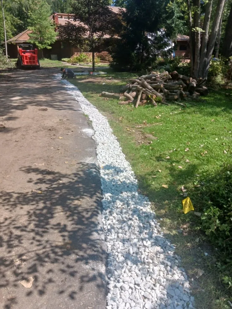 Trusted yard maintenance in Novi, MI by Creative Stoneworks