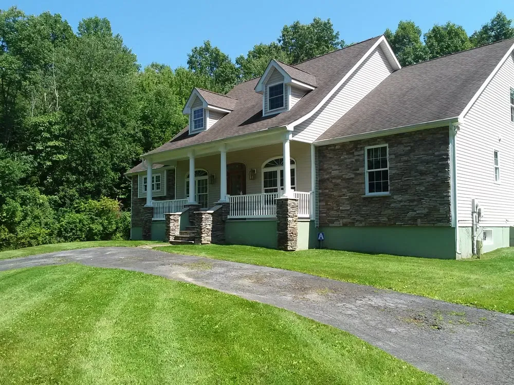 Reliable yard maintenance in Glenham, NY - Creative Visions Landscaping