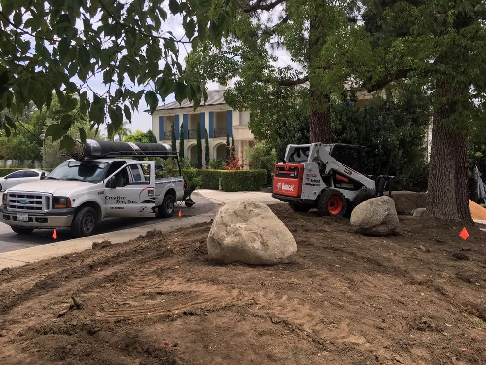 Professional lawn care service experts serving San Marino, CA - Creative Zen Inc