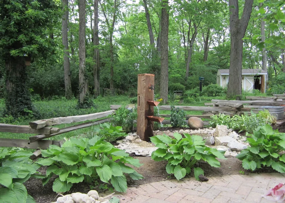 Affordable landscaping services in Lebanon, OH by Creech's Lawn & Landscape Garden Center