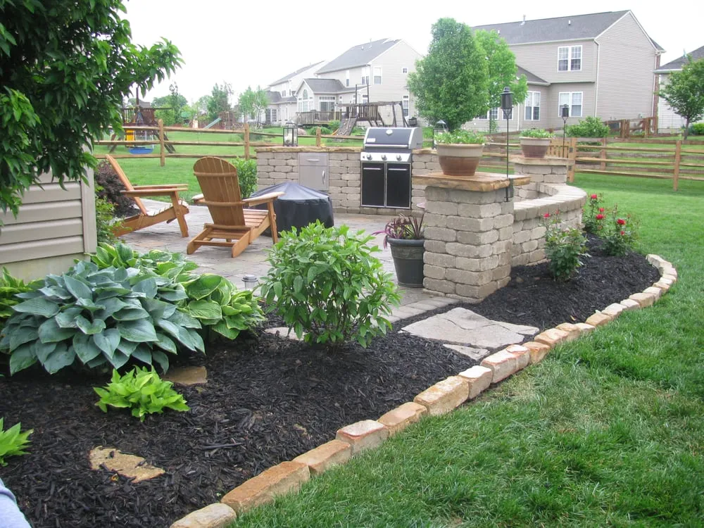 Expert yard maintenance in Lebanon, OH by Creech's Lawn & Landscape Garden Center