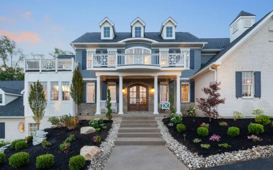 Trusted garden landscaping for residential properties across Lebanon, OH - Creech's Lawn & Landscape Garden Center