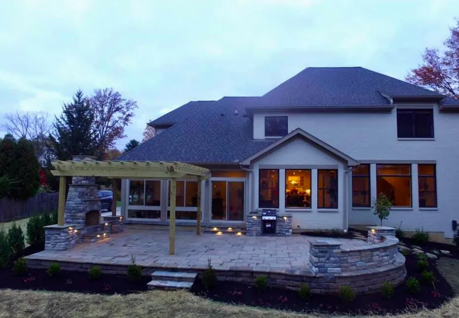 Custom residential landscaping in Lebanon, OH - Creech's Lawn & Landscape Garden Center