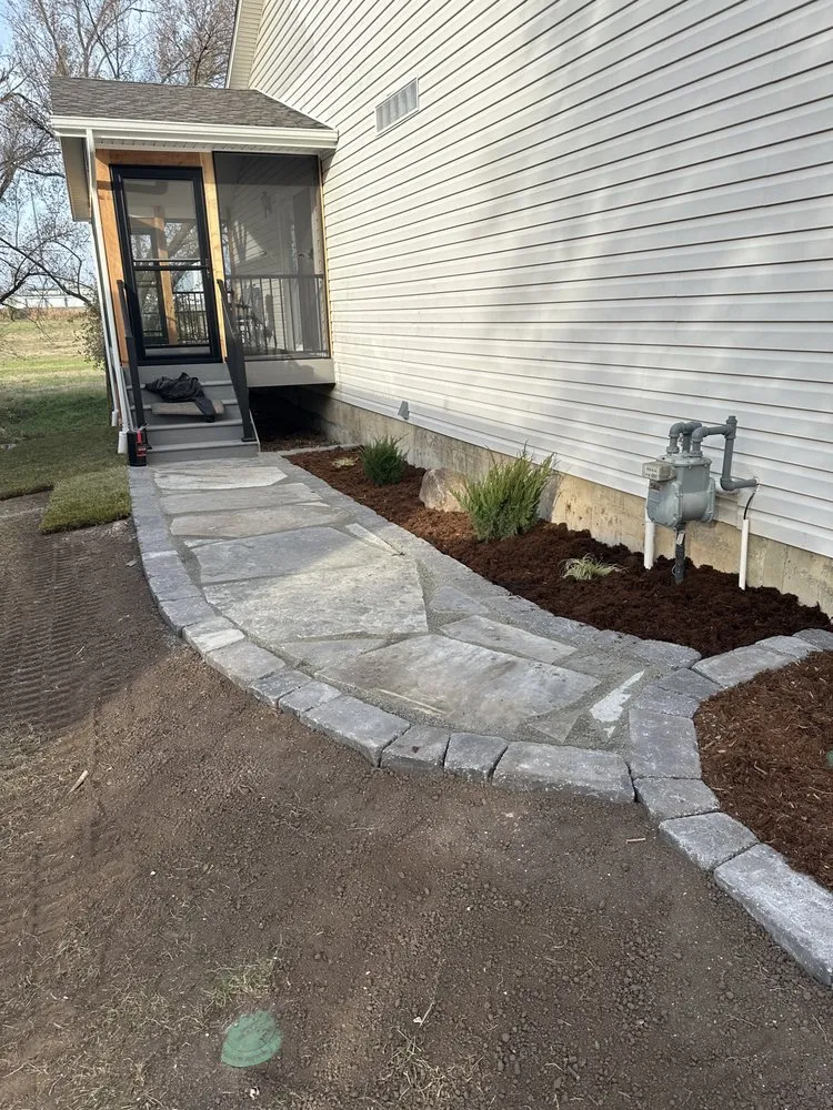 Reliable yard cleanup service near you across Derby, KS - Creek Tree and Landscape