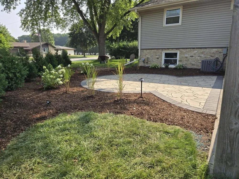 Expert landscape design in Slinger, WI by Creek View Landscape