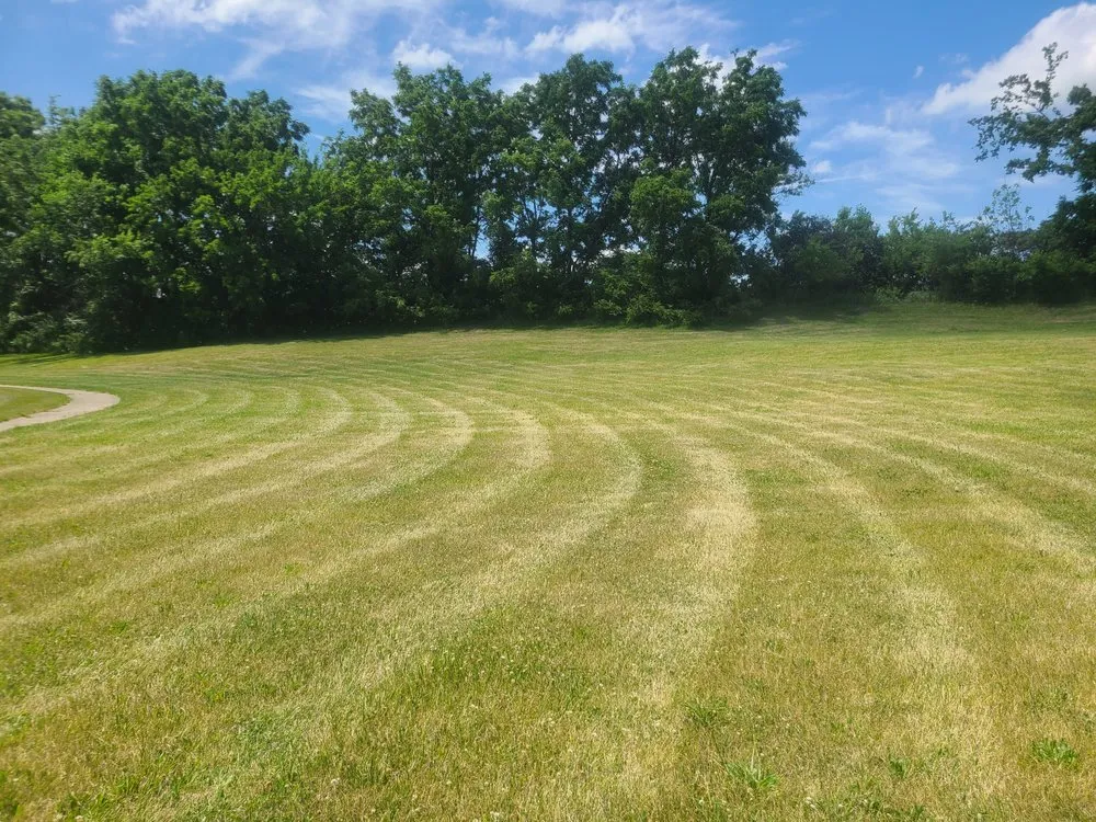 Top-rated landscape design in Chicago, IL by Creekside Cutting