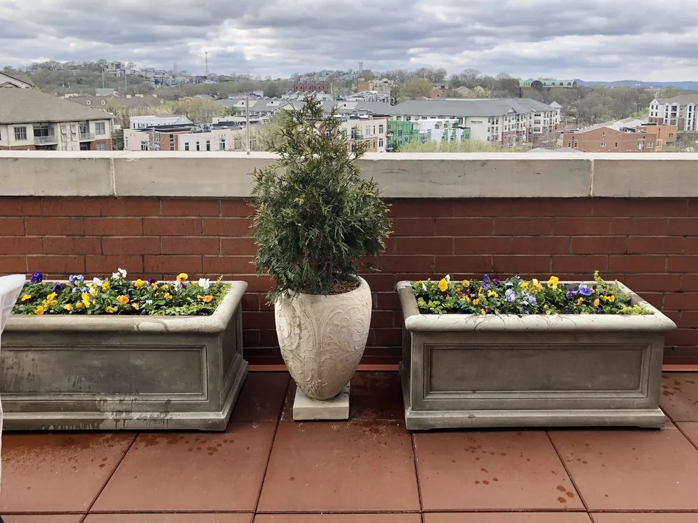 Professional outdoor landscaping in Nashville, TN by Creekside Garden Center & Landscaping