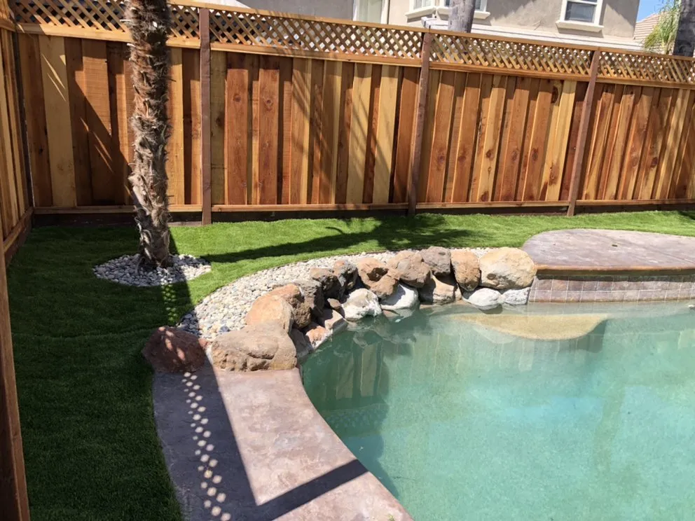 Trusted yard cleanup service for year-round maintenance across Los Banos, CA - Creekside Landscape