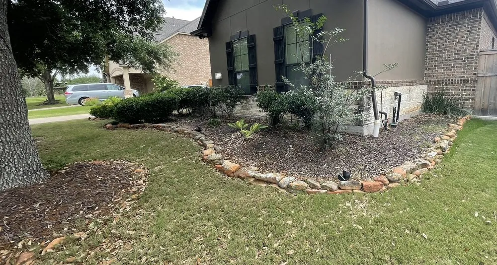 Reliable residential landscaping experts serving Fulshear, TX - Creekside Landscaping