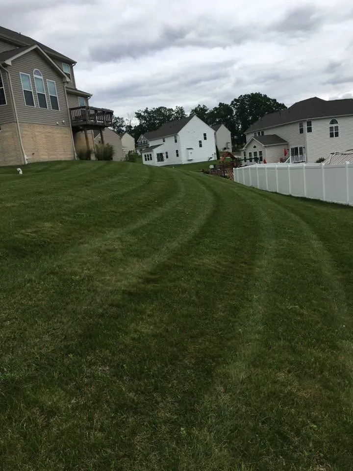 Trusted lawn care service experts serving Manchester, PA - Creekside Lawn & Landscaping