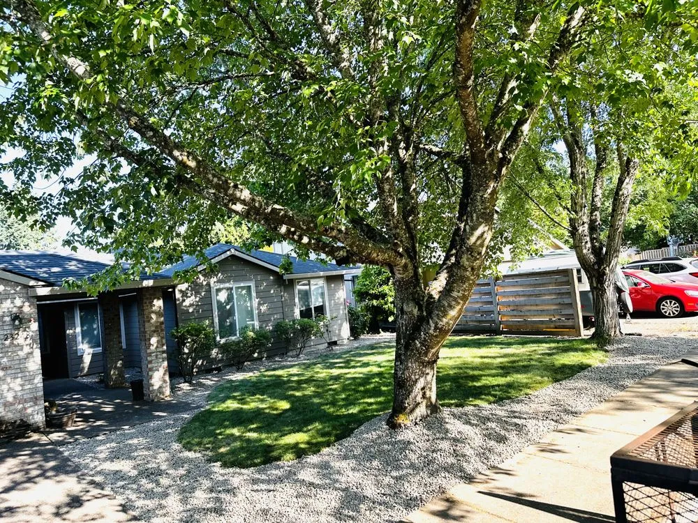 Expert landscape installation in Tualatin, OR by CreekView Landscape