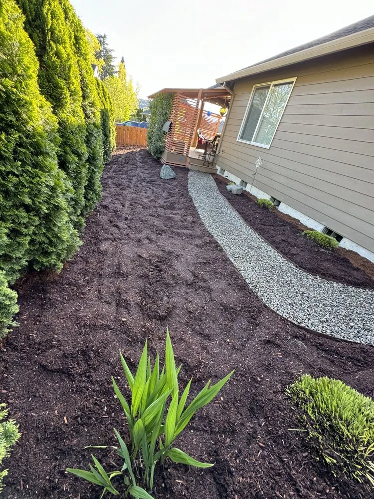 Custom landscape installation in Tualatin, OR by CreekView Landscape