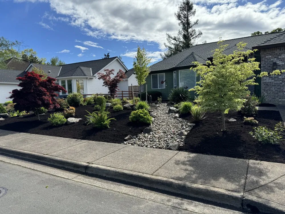 Expert yard cleanup service experts serving Tualatin, OR - CreekView Landscape