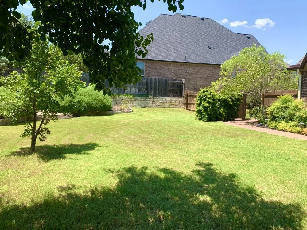 Affordable garden landscaping in Dale, TX - Creekwood Brothers