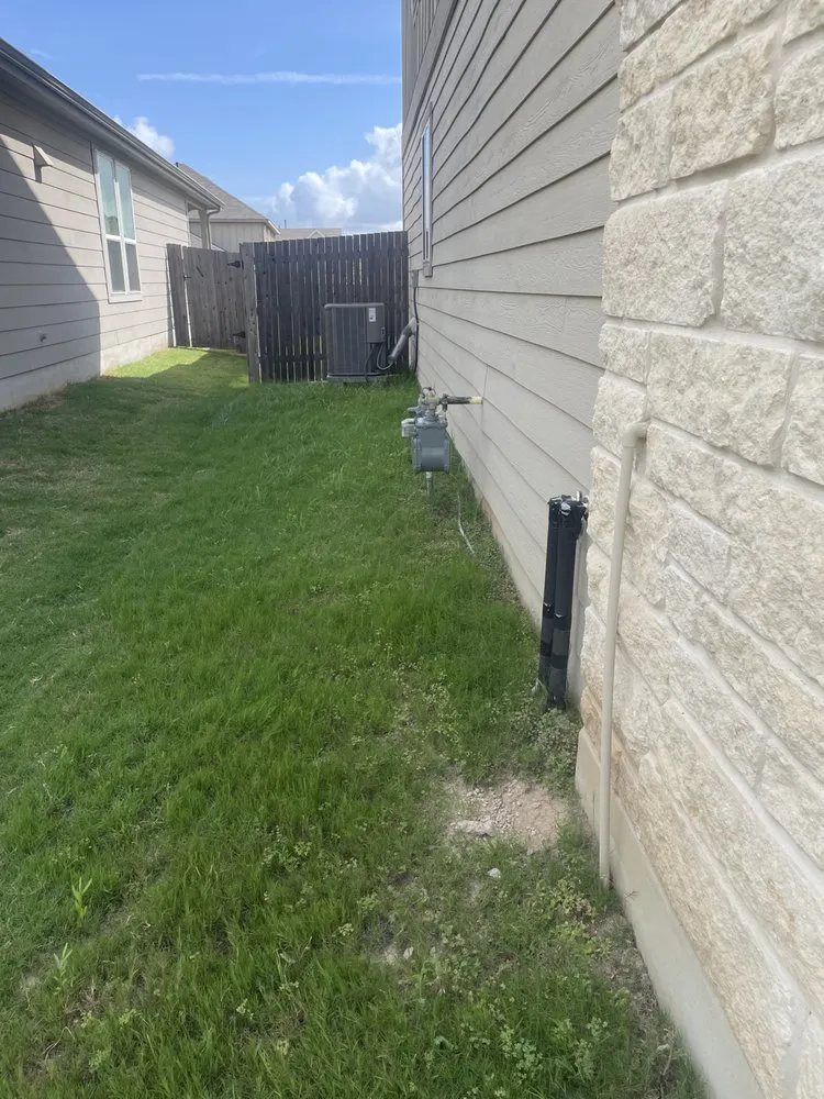 Local lawn mowing service in Cedar Creek, TX by Creekwood Lawn & Landscaping