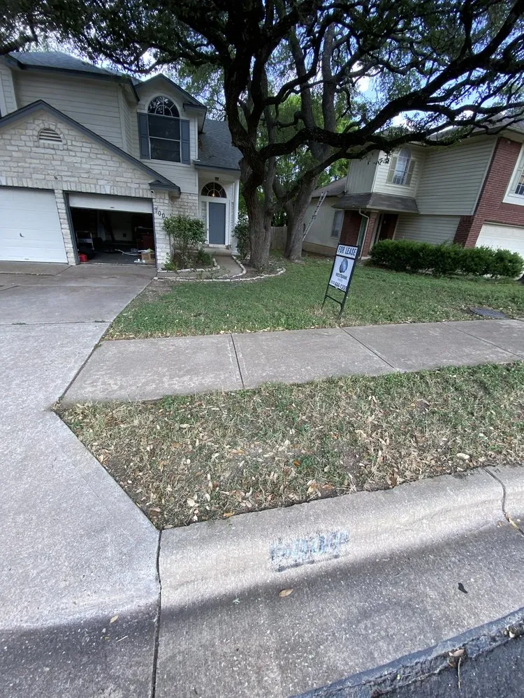 Trusted garden landscaping in Cedar Creek, TX - Creekwood Lawn & Landscaping