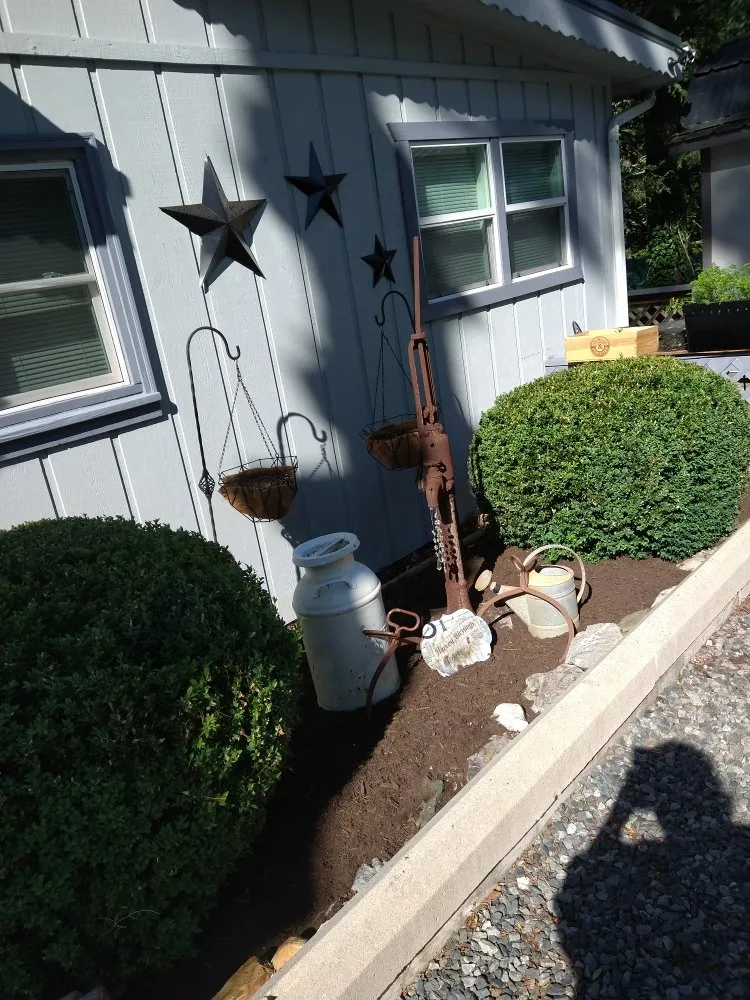 Custom residential landscaping in Elk Park, NC - Crescent Ridge Landscaping