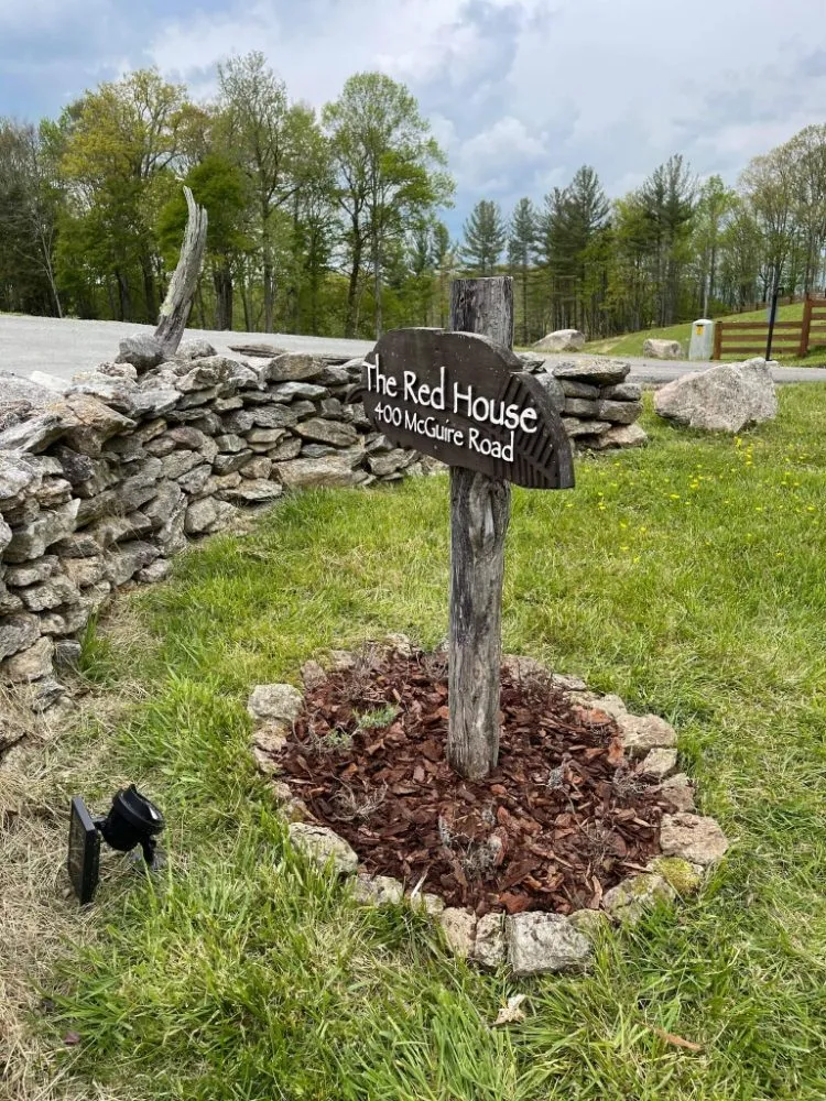 Trusted yard cleanup service experts serving Elk Park, NC - Crescent Ridge Landscaping