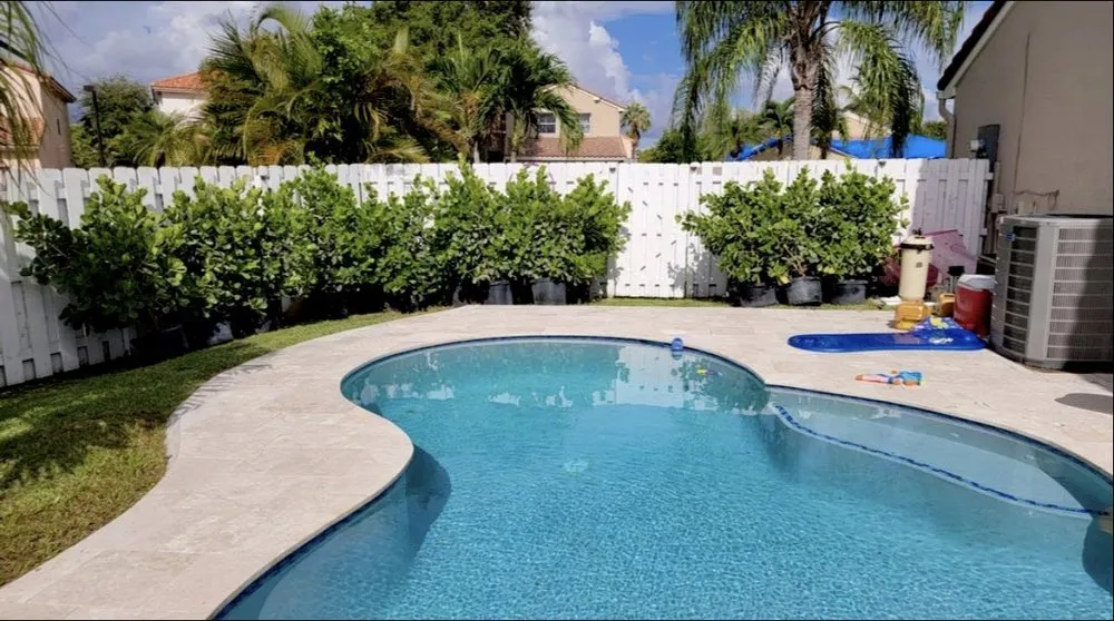 Top-rated garden landscaping in Pompano Beach, FL - Crespo’s Complete Maintenance
