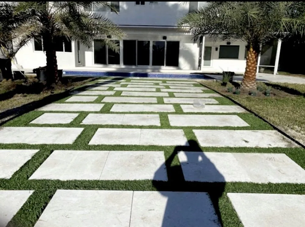 Local landscaping services in Pompano Beach, FL by Crespo’s Complete Maintenance
