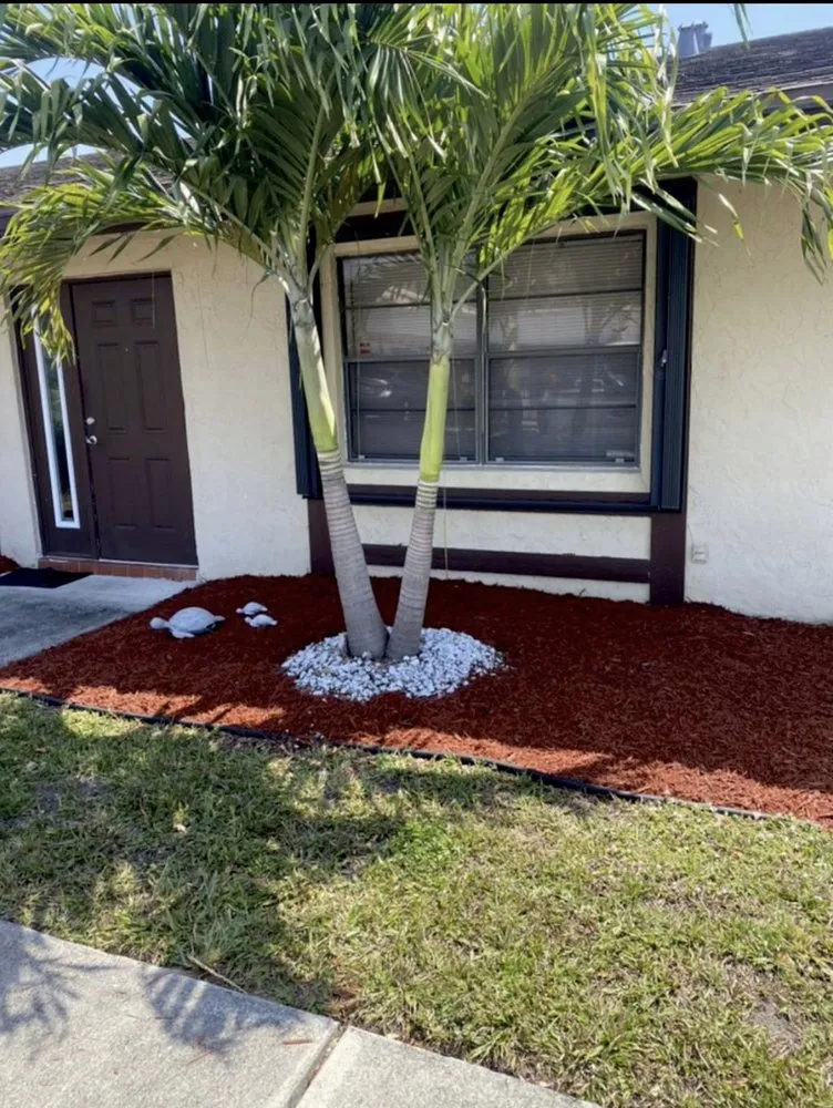 Local yard maintenance in Pompano Beach, FL by Crespo’s Complete Maintenance