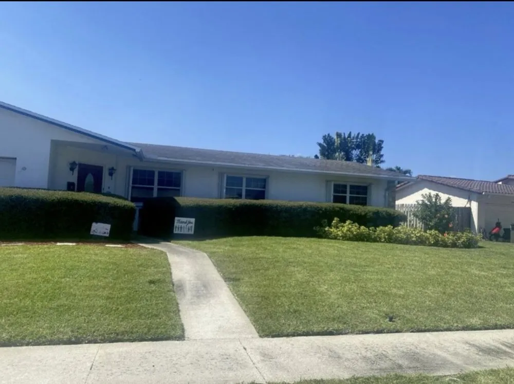 Professional residential landscaping for residential properties across Pompano Beach, FL - Crespo’s Complete Maintenance