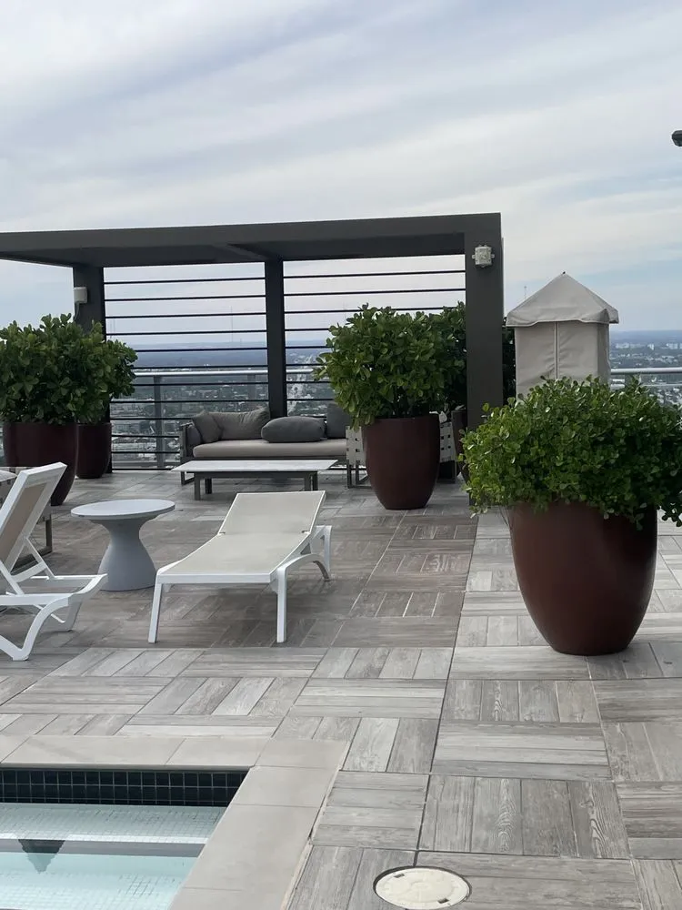 Reliable outdoor landscaping experts serving Pompano Beach, FL - Crespo’s Complete Maintenance