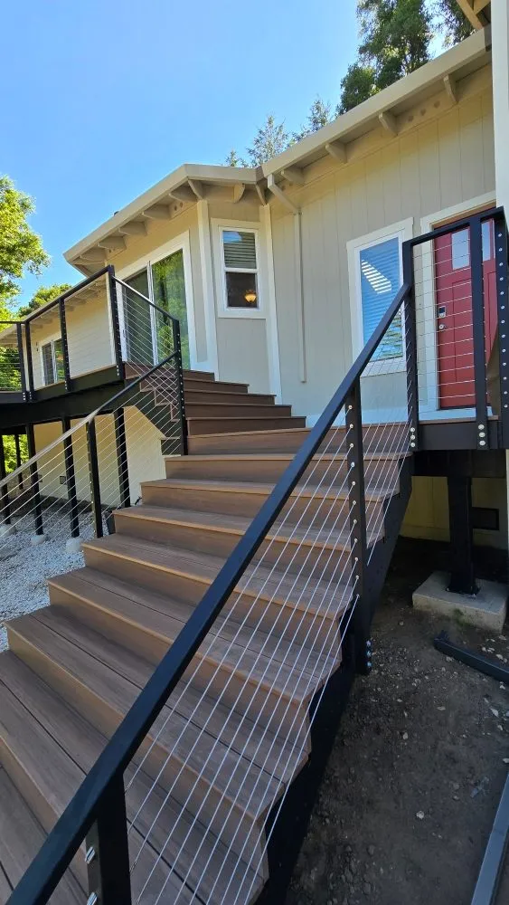 Reliable yard cleanup service for residential properties across Santa Cruz, CA - Crestline Construction