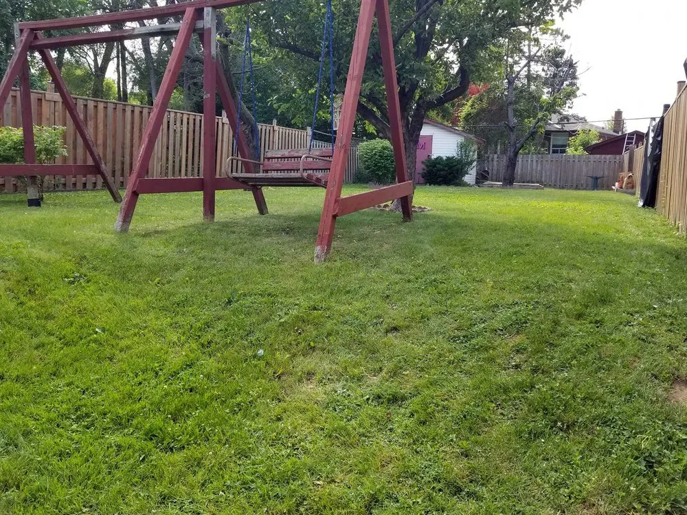 Top-rated residential landscaping near you in Chicago, IL by Crestline Lawn Services