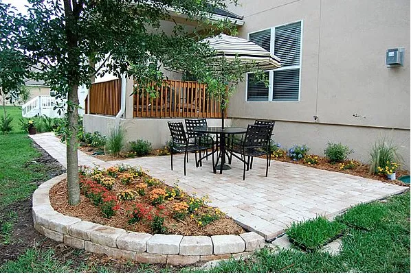 Expert yard maintenance with custom design across Myrtle Beach, SC - Creststone Landscaping