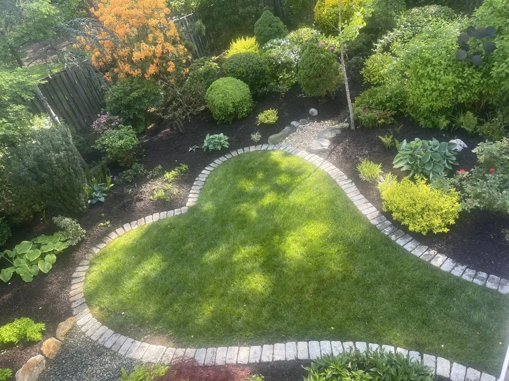 Local garden landscaping for beautiful yards across Chantilly, VA - Crestview Landscaping
