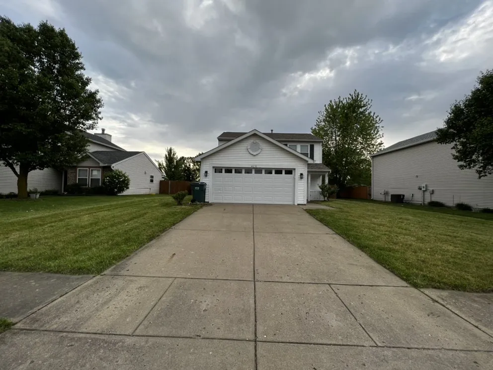 Expert yard maintenance in Shadeland, IN by Crestview Landscaping