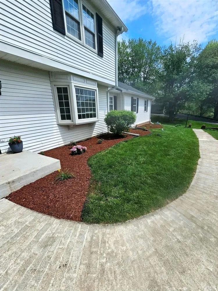 Custom landscaping services in Shadeland, IN by Crestview Landscaping