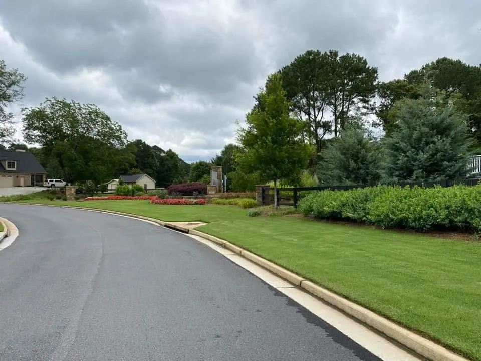 Reliable residential landscaping experts serving Canton, GA - Crestwood Landscape