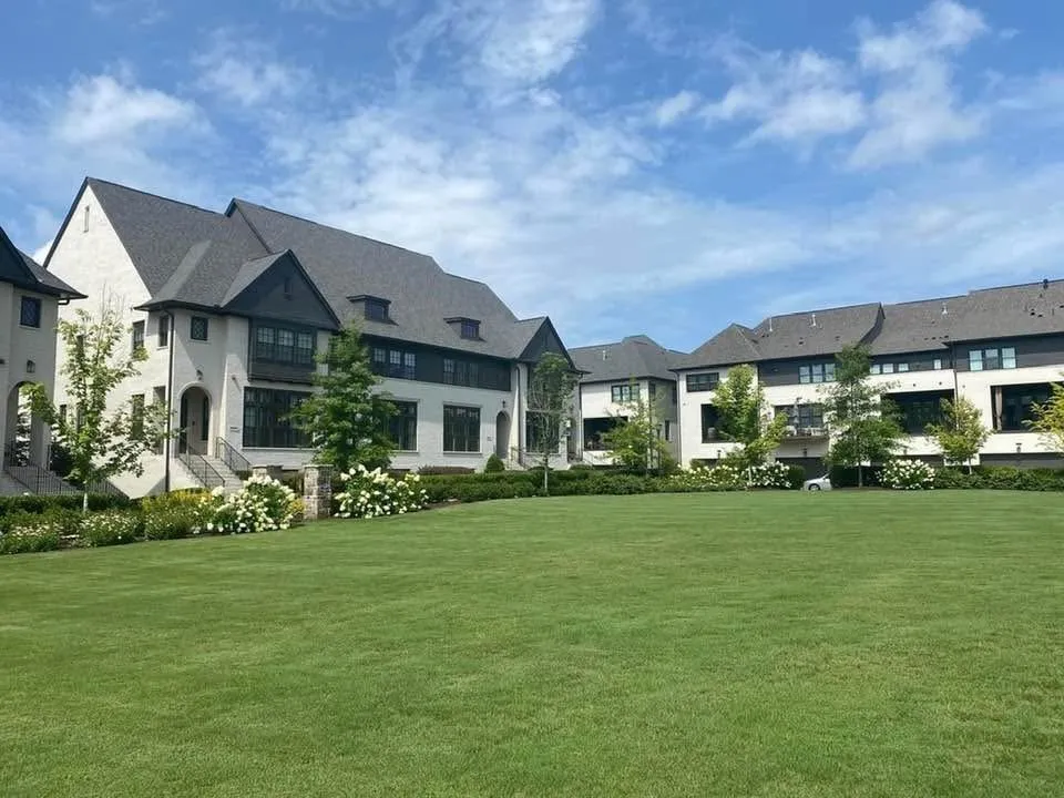 Reliable lawn mowing service experts serving Canton, GA - Crestwood Landscape