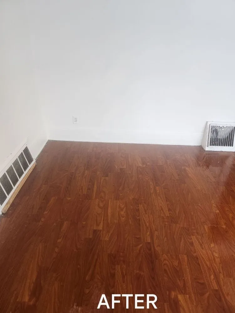 Top-rated landscaping services in Milwaukee, WI by Crew and Doo